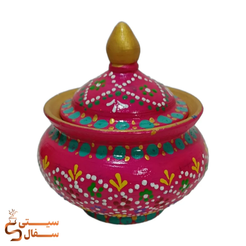 قندان نقطه کوبی سرخابی سفالی با درپوش قبه‌ای طلایی و تزئینات نقطه‌ای اکریلیک